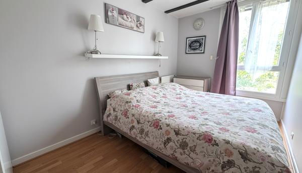 T4 lumineux avec balcon et parking ? Résidence sécurisée