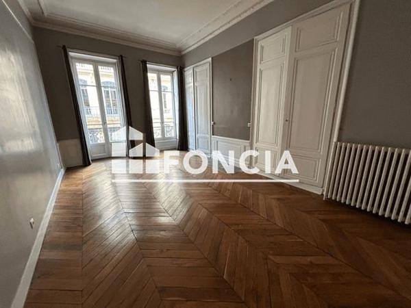 Location Appartement 3 pièces 92.74 m² - 95 RUE PDT EDOUARD HERRIOT Lyon 69002