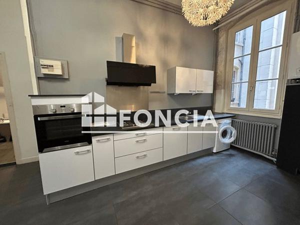 Location Appartement 3 pièces 92.74 m² - 95 RUE PDT EDOUARD HERRIOT Lyon 69002