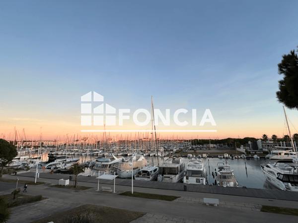Location Studio meublé 20.37 m² - 3 AVENUE JEAN LASSERRE Port Camargue 30240
