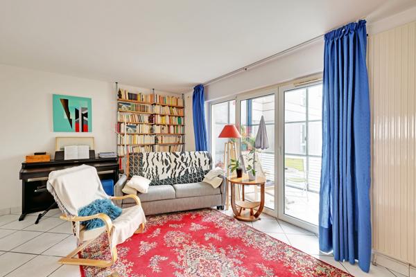 Paris (75019) Beau 3 pièces avec jardin d'hiver - Parc de la Villette