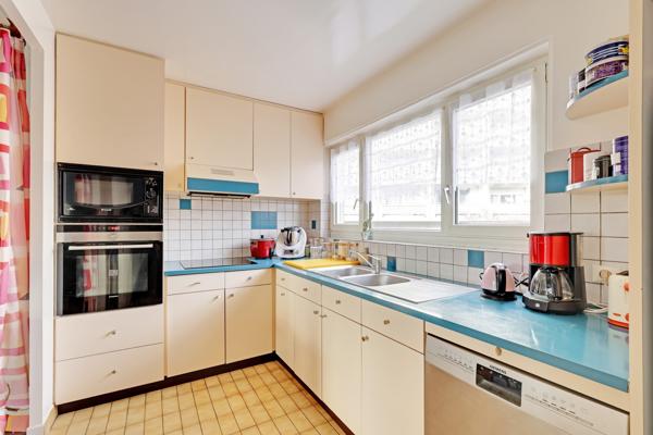 Paris (75019) Beau 3 pièces avec jardin d'hiver - Parc de la Villette