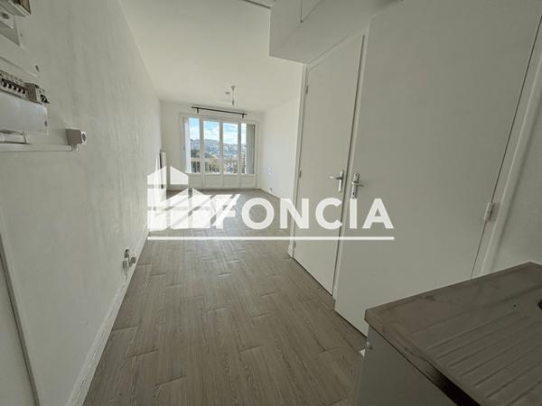 Location Studio 22.44 m² - 83 BOULEVARD JARDIN L'EVEQUE Evreux 27000