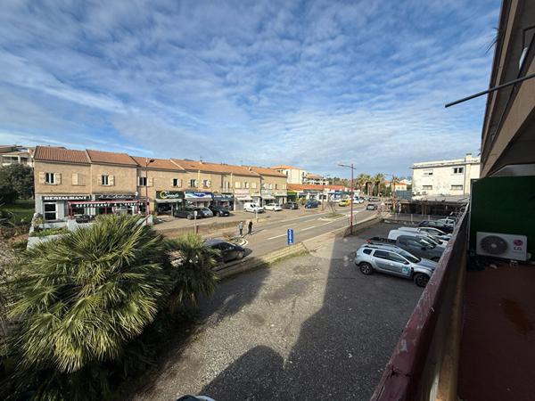 Appartement T4 (83 m²) à louer à PENTA DI CASINCA