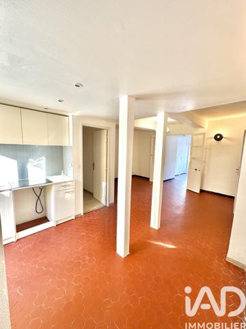 Immeuble à vendre 180 m² Hyères