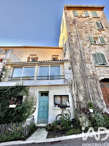 Immeuble à vendre 180 m² Hyères
