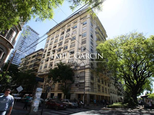 Appartement Victoria 3 pièce(s) 191.4 m2