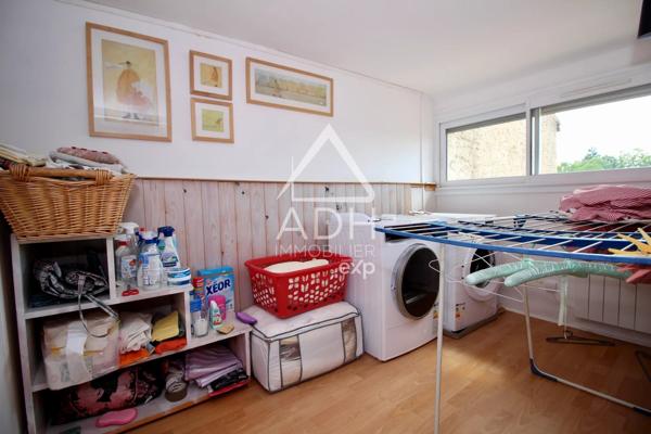 APPARTEMENT A VENDRE A NEAUPHLE LE CHATEAU - 4 pièces / 3 chambres 106m2