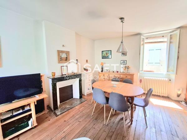 Maison de ville avec une terrasse + une cour intérieur