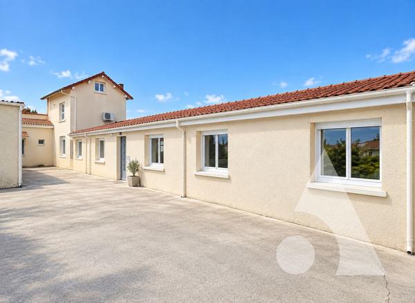 Immeuble 8 pièces 331 m2