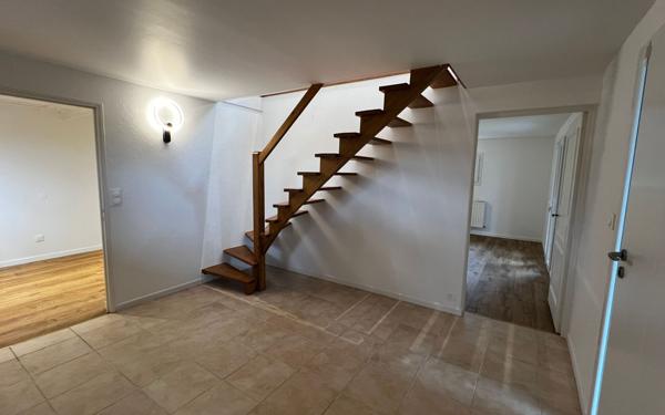 Maison à vendre    4 pièces •  Condeau