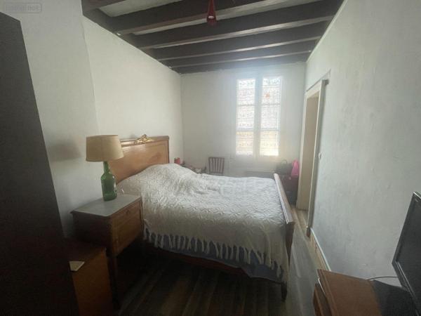 Maison à vendre à Poncé-sur-le-Loir dans la Sarthe (72340), ref : 13816/1144   
BOURG