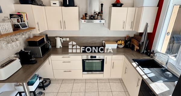 À vendre Maison 4 pièces 93.39 m² - Ville-la-grand 74100