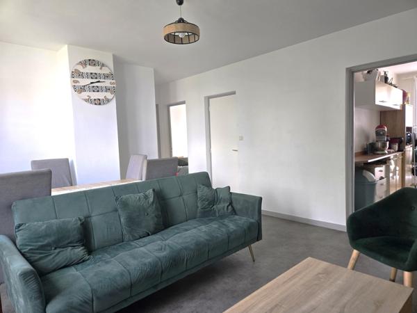 Appartement
                                                                                                                                                                                                                                                                                                                        4 pièce(s)                                                                                                                                                                                                          3 chambre(s)                                                                                                                                                                                                          67.91  m²