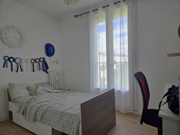 Appartement
                                                                                                                                                                                                                                                                                                                        4 pièce(s)                                                                                                                                                                                                          3 chambre(s)                                                                                                                                                                                                          67.91  m²