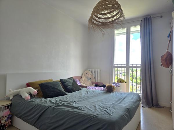 Appartement
                                                                                                                                                                                                                                                                                                                        4 pièce(s)                                                                                                                                                                                                          3 chambre(s)                                                                                                                                                                                                          67.91  m²