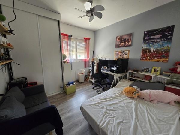 Appartement à vendre 187 500 € Saint-André-de-Sangonis 4 p 88 m² DPE C