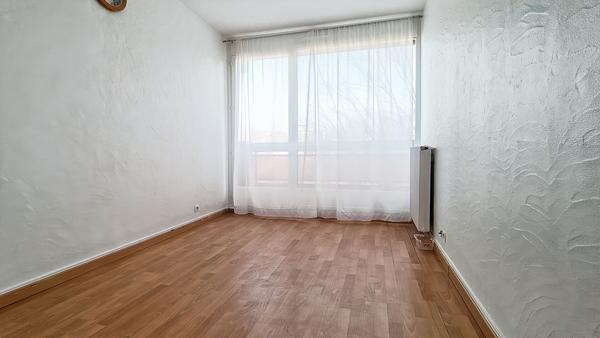 BOUTOURS - Rue VICTOR HUGO