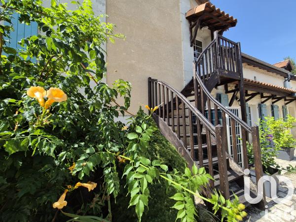 Maison à vendre 5 pièces 185 m² Scorbé-Clairvaux