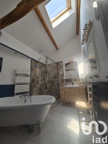 Maison à vendre 5 pièces 185 m² Scorbé-Clairvaux