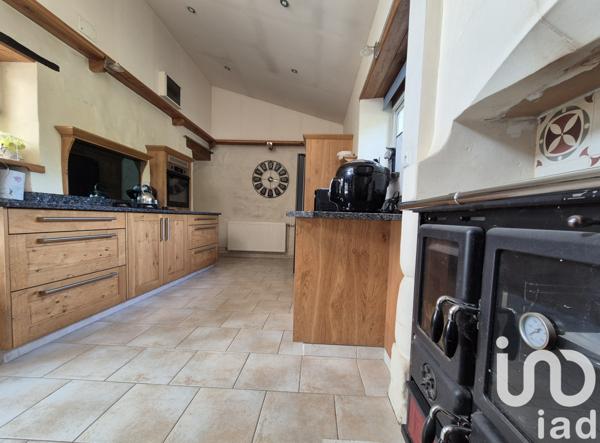 Maison à vendre 5 pièces 185 m² Scorbé-Clairvaux