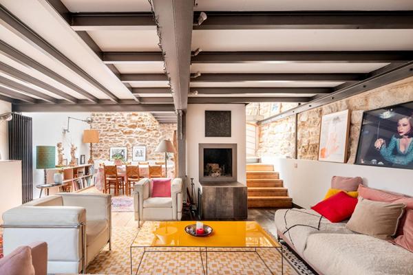 Loft dans une ancienne fabrique de faïence proche du canal St Martin