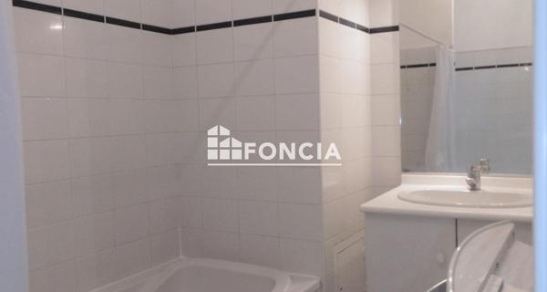 Location Appartement 2 pièces 52.94 m² - Clermont-ferrand 63000