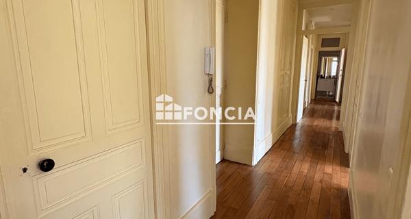 Location Appartement 5 pièces 144.8 m² - Valence 26000