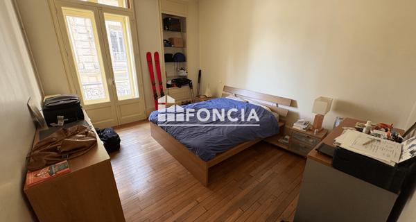 Location Appartement 5 pièces 144.8 m² - Valence 26000
