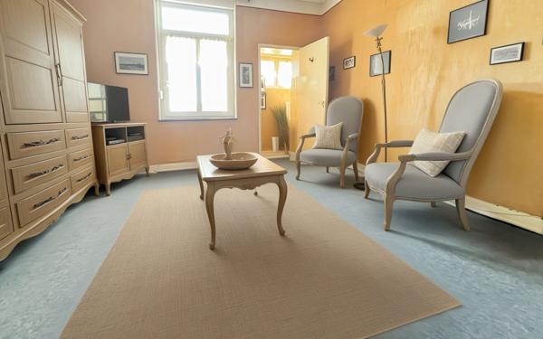 Maison à vendre    8 pièces • 208 m2 Metz