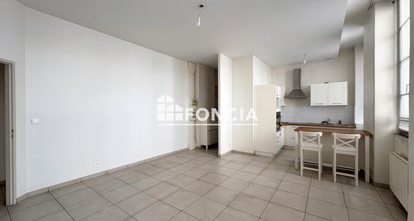 Location Appartement 4 pièces 83.81 m² - Lyon 69006