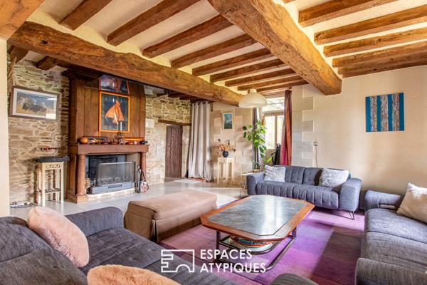 Propriété avec berge privative sur la Mayenne sur plus de 3 hectares