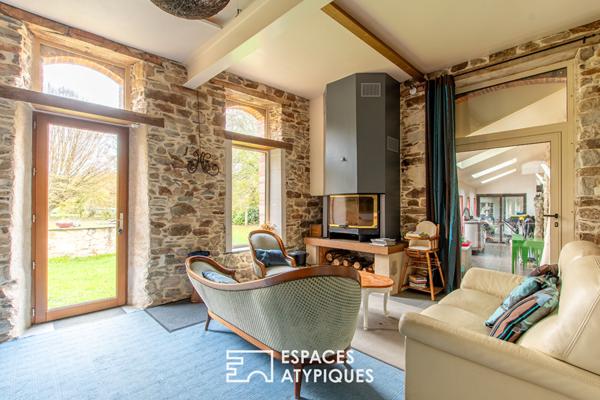 Propriété avec berge privative sur la Mayenne sur plus de 3 hectares