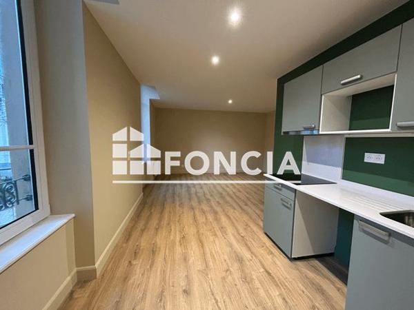 Location Appartement 2 pièces 45.42 m² - LES SOURCES REGINA - LOGEMENT 1O Vichy 03200