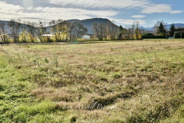 à LABARTHE RIVIERE (31), Terrain à vendre de 1850m2 avec vue sur les Pyrénées