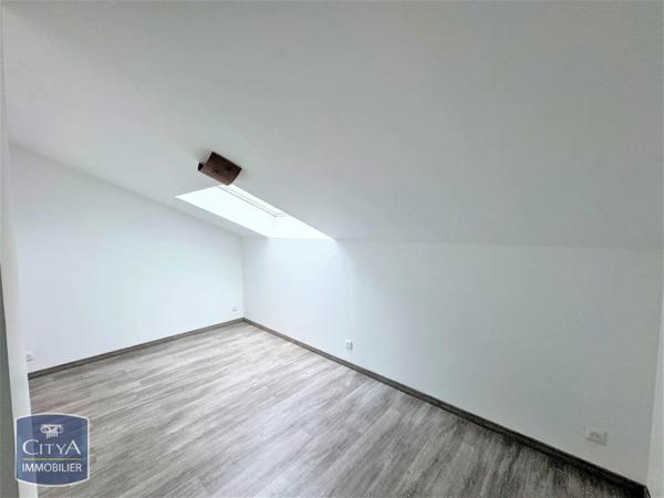 Appartement à louer 2 pièces 45.63m² Loos (59120)