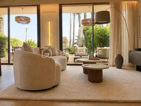 APPARTEMENT 3 PIECES - 72 M² - TERRASSE 49M² - VUE MER - GARAGE - PISCINE - TENNIS - 5 MIN CANNES
(English version Below)
Laurent Morin, spécialiste des propriétés avec vue mer, vous propose ce superbe appartement entièrement rénové par un architecte, situé au sein d’une résidence recherchée à Vallauris – Golfe-Juan.
D’une superficie de 72 m², l’appartement vendu meublé bénéficie d’une rénovation particulièrement soignée, réalisée avec des matériaux de grande qualité et une attention portée à chaque détail. Il se compose comme suit:
- Un hall d'entrée
- Un vaste séjour de 37m² avec cuisine qui ouvre sur la terrasse vue mer
- 2 chambres (12.6 et 9.3m²)
- Une salle de douche
- Un WC indépendant
- Une grande terrasse d'environ 50m² avec vue mer et Cap d'Antibes
- Un Garage de 21.5m² avec espace cave 

La résidence propose un cadre de vie privilégié avec un jardin parfaitement entretenu, une piscine et un terrain de tennis
Idéalement situé, l’appartement se trouve à seulement 5 minutes du centre de Cannes et de Golfe Juan tout en bénéficiant d’un environnement résidentiel et sécurisé.

Informations complémentaires
* Vendu meublé
* Charges de copropriété : 5200€ / an (433€ /mois)
* Taxe foncière : non connue à ce jour
* DPE : en cours

Contactez-moi 24h/24 et 7j/7 pour obtenir davantage d’informations ou organiser une visite privée.
--------------------------------------------
 3-BEDROOM APARTMENT – 72 SQM – 49 SQM TERRACE – SEA VIEW – GARAGE – SWIMMING POOL – TENNIS COURT – 5 MIN FROM CANNES
Laurent Morin, a specialist in sea-view properties, presents this elegant apartment, completely renovated by an architect, located in a sought-after residence in Vallauris.
Offering  72 sqm of living space, the apartment fully furnished has undergone a particularly high-quality renovation, using premium materials and with meticulous attention to detail.
It comprises:
* An entrance hall
* A spacious living room with an open-plan kitchen, opening onto the sea-view terrace
* 2 bedrooms
* A shower room
* A separate WC
* A large terrace of approximately 49 sqm, offering stunning views of the sea and Cap d’Antibes
* A garage with additional cellar/storage space

The residence offers a privileged lifestyle, featuring beautifully maintained landscaped gardens, a swimming pool and a tennis court.

Ideally located, the apartment is just 5 minutes from the centre of Cannes and Golfe-Juan, while enjoying a peaceful, secure and highly desirable residential setting.
 Additional Information :
* Fully furnished
*Co-ownership charges: 5200€ / year
*Property tax: Not yet known
*Energy Performance Certificate (DPE): In progress

Please contact me 24/7 for further information or to arrange a private viewing.