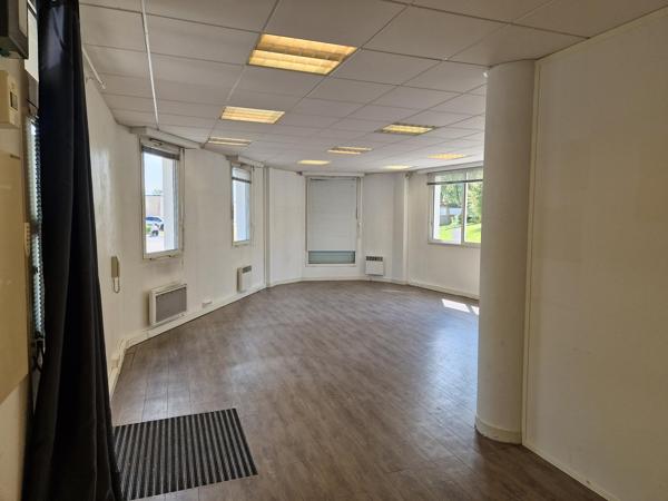 Local Commercial 88m² – Cholet