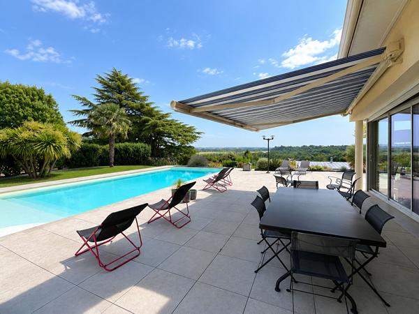 Maison 300m² – BOUCHEMAINE