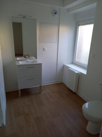 LAVAL, appt T2 de 45.60 m²