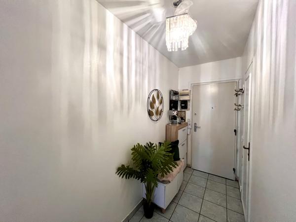 Aulnay-sous-Bois (93600) 3 Pièces avec balcon, parking et cave