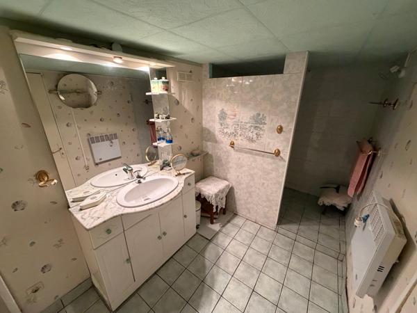 Pavillon de plain pied, en centre ville