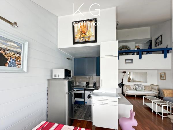 Port-Deauville à vendre appartement 104 m2 3 chambres avec terrasse exposée sud-est et vue panoramique sur le bassin