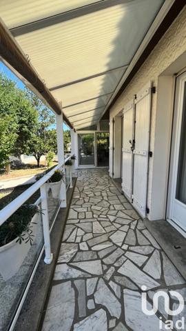 Maison à vendre 5 pièces 136 m² Vœuil-et-Giget