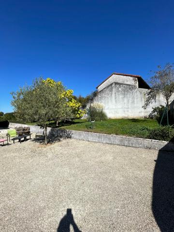 Maison familiale au calme proche des commerce
