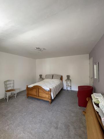 Maison familiale au calme proche des commerce