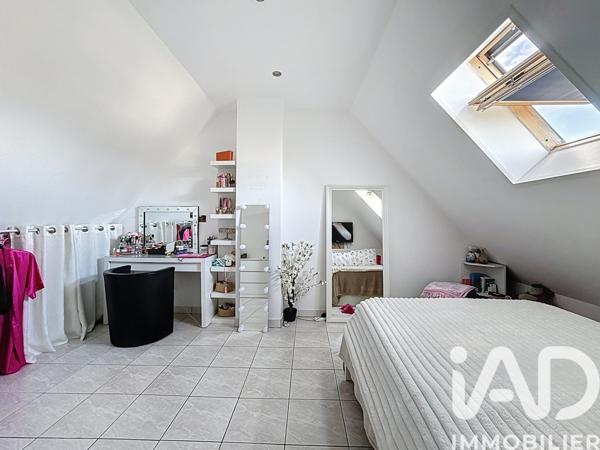 Immeuble à vendre 297 m² Bondoufle