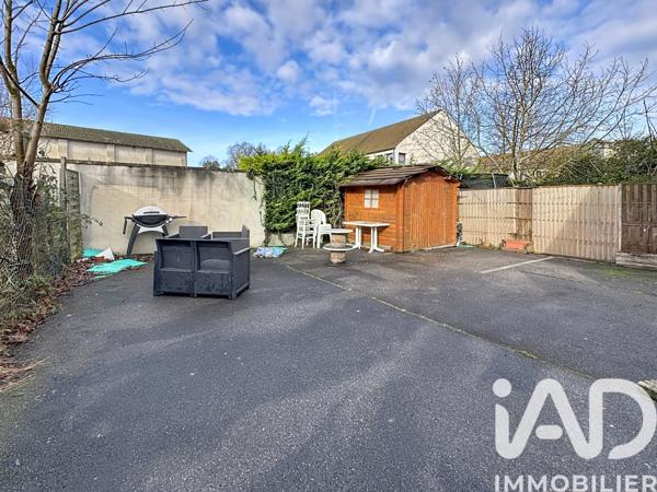 Immeuble à vendre 297 m² Bondoufle