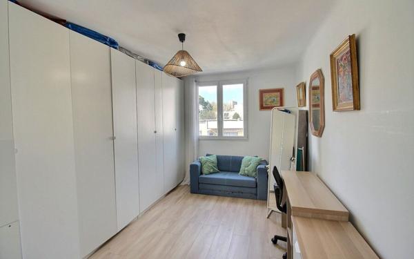 Appartement à vendre    3 pièces • 55 m2 Marseille 13