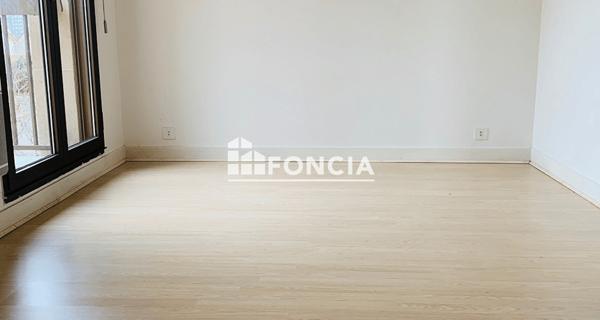 Location Appartement 2 pièces 39.85 m² - Bourg-la-reine 92340